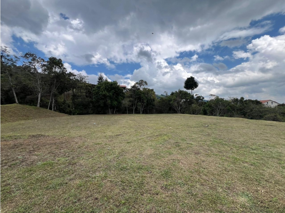 VENTA DE LOTE EN PARCELACIÓN CERCA A LA AUTOPISTA MEDELLÍN BOGOTA — foto 3