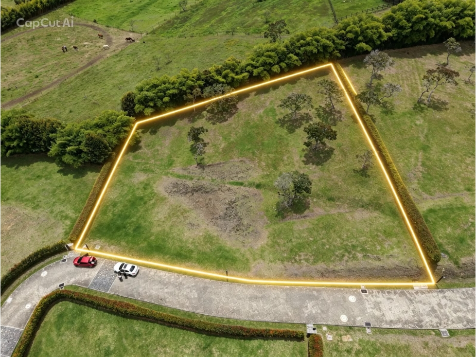 EL LOTE PERFECTO PARA CONSTRUIR TU CASA DE LUJO EN LLANOGRANDE — foto 6
