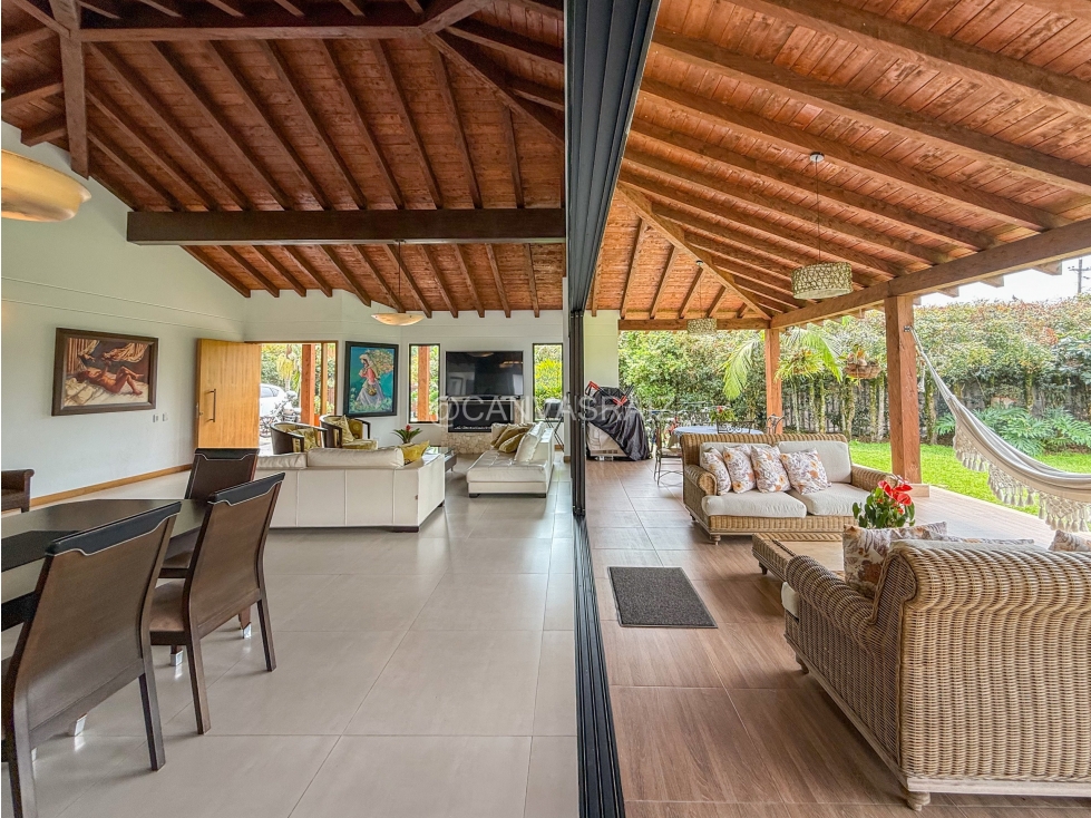 Venta de Casa Campestre en Llanogrande
