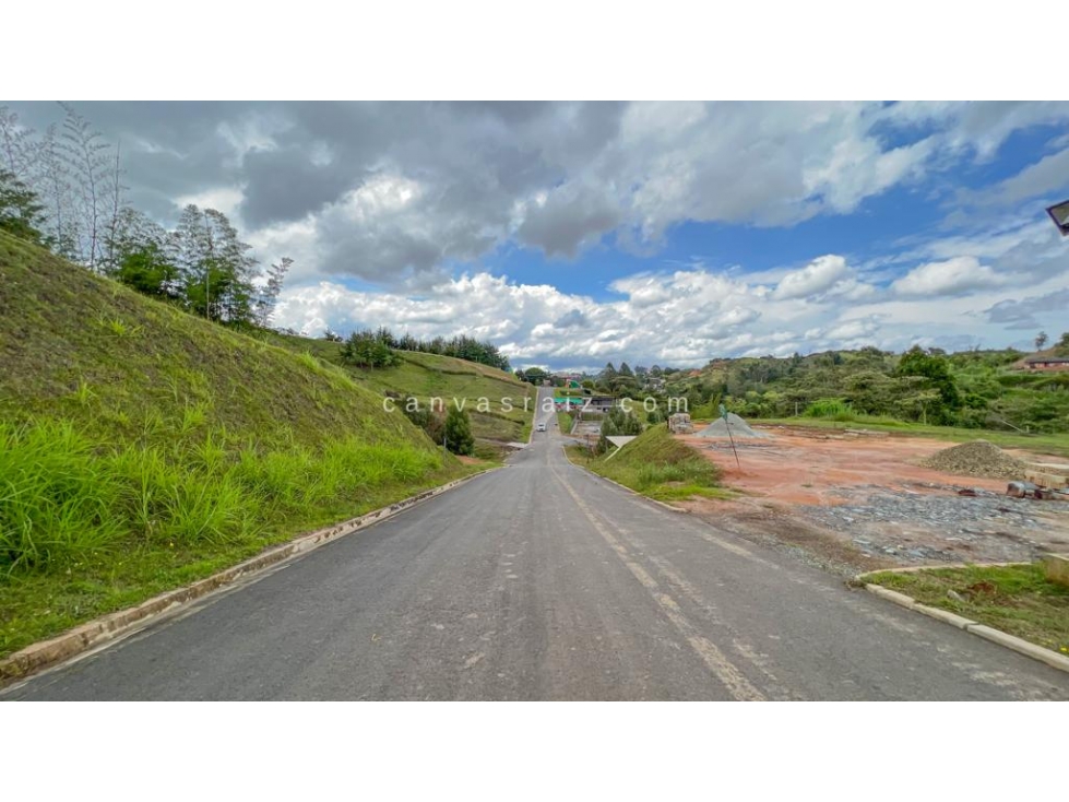Venta de Lotes en Condominio Marinilla - 4