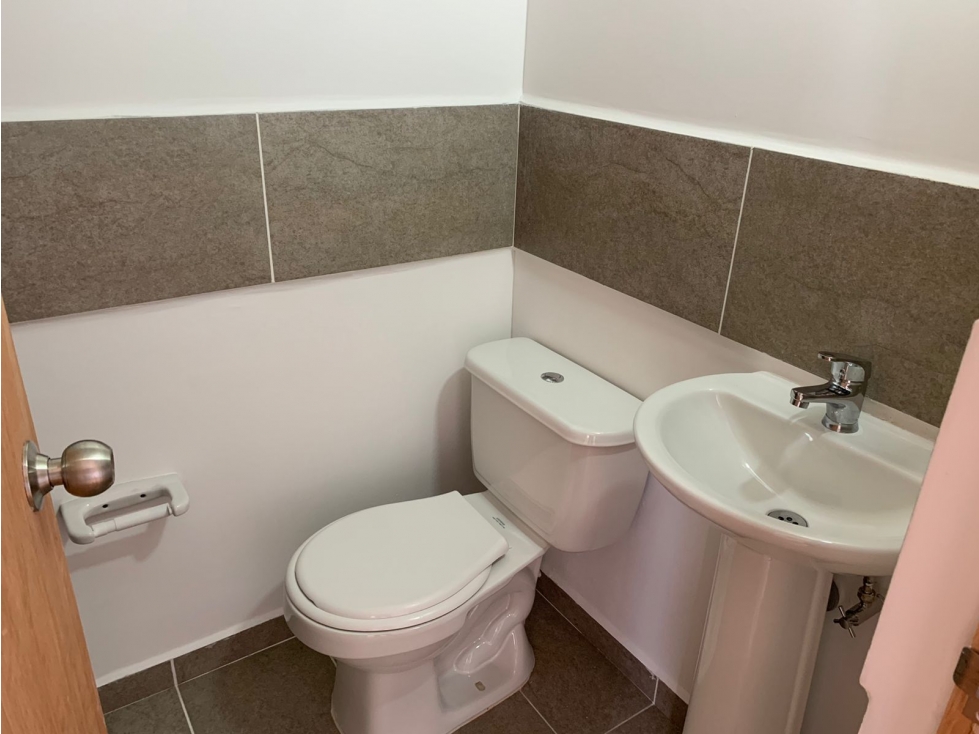 Venta Apartamento Seminuevo Sector Fontibón — foto 4