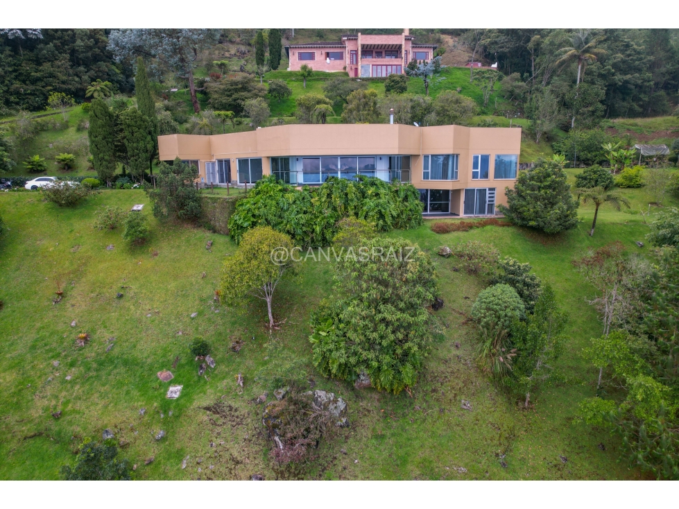 VENTA DE CASA EN UNIDAD CERRADA LAS PALMAS