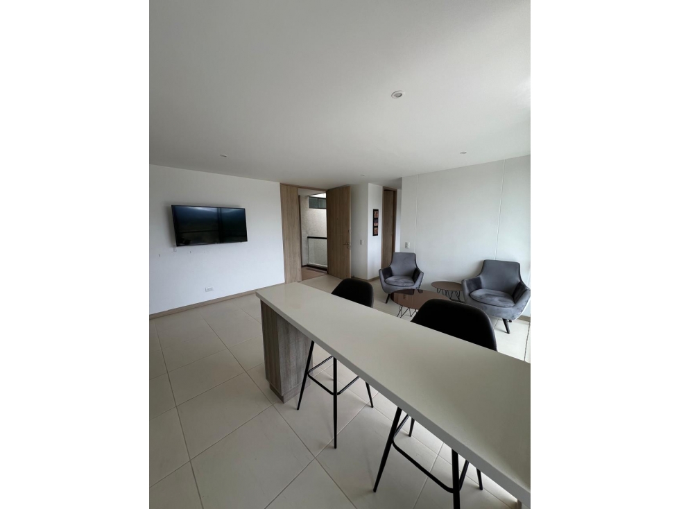 VENTA DE APARTAMENTO EN PISO ALTO CON EXCELENTE VISTA — foto 4