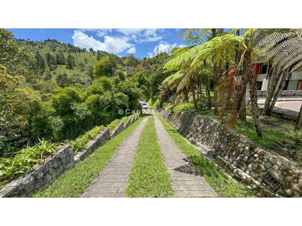 EN VENTA CASA CAMPESTRE DE LUJO EN FIZEBAD, EL RETIRO — foto 4