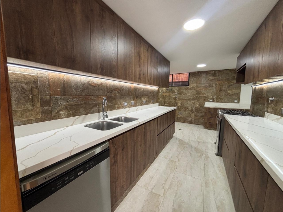 Venta de Apartamento Remodelado en El Poblado — foto 6