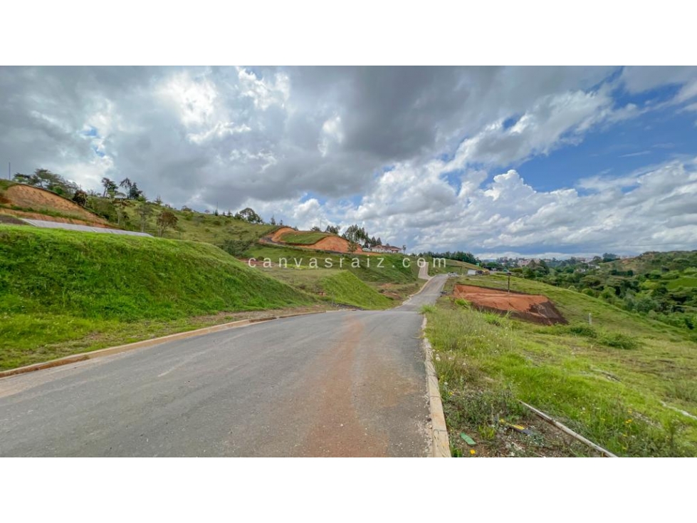 Venta de Lotes en Condominio Marinilla - 5