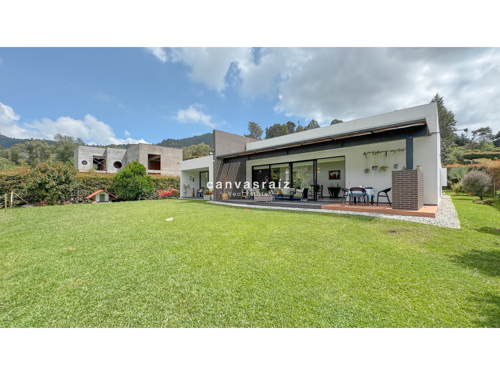 Venta de Casa Campestre en Parcelacíon La Clara