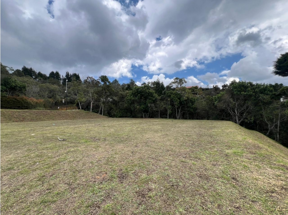 VENTA DE LOTE EN PARCELACIÓN CERCA A LA AUTOPISTA MEDELLÍN BOGOTA — foto 5