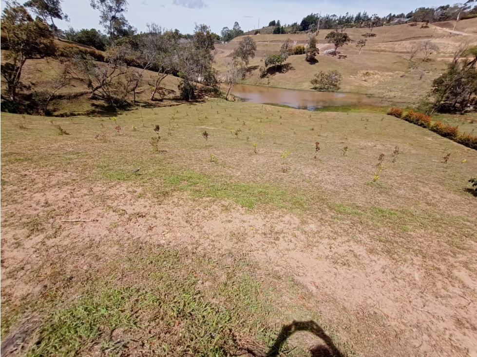 LOTE CON LAGO EN PARCELACIÓN SECTOR AEROPUERTO — foto 5