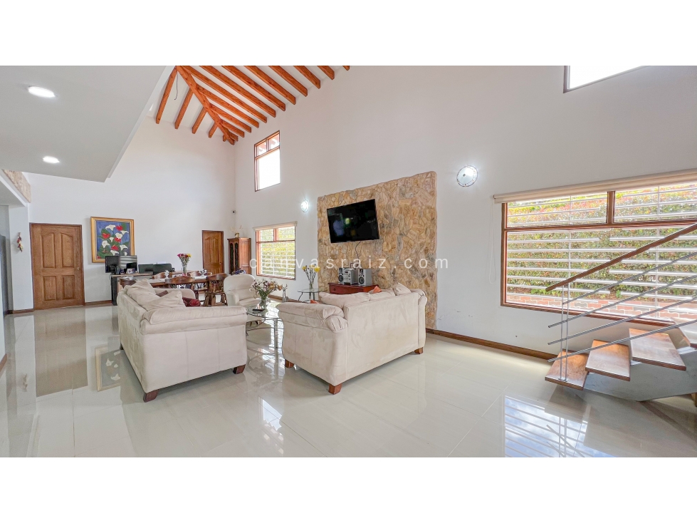 Venta de Finca Independiente Sector Cristo Rey — foto 4