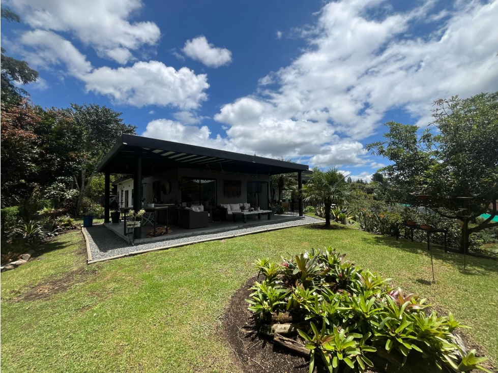 Venta de Casa Campestre en Parcelacion vía San Antonio - La Ceja