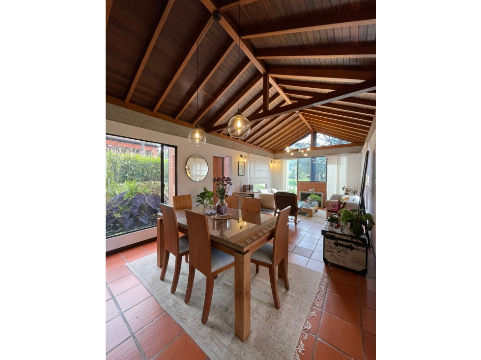 VENTA DE CASA EN UNIDAD CERRADA EN EL RETIRO