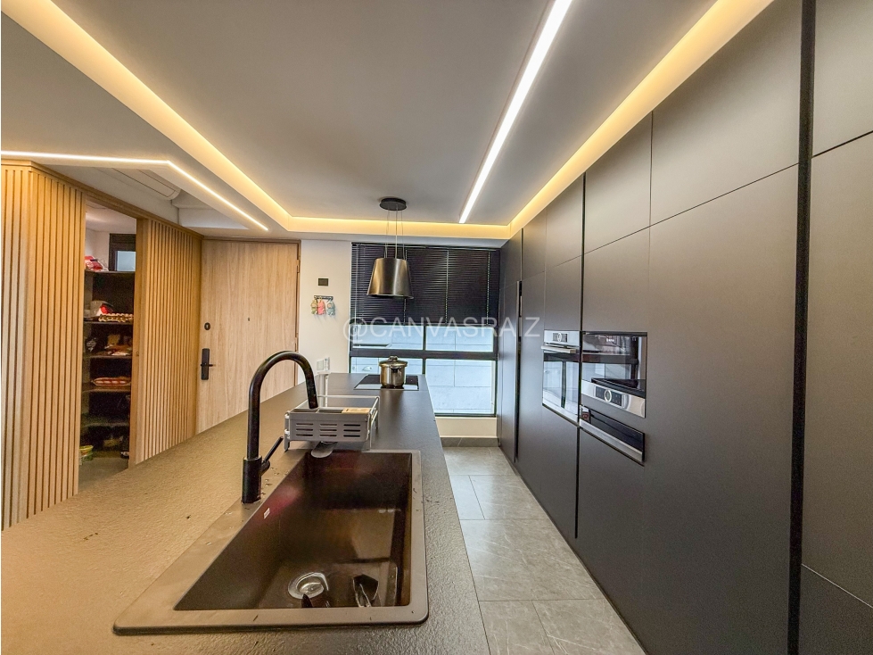 Se vende apartamento remodelado en el Poblado — foto 5