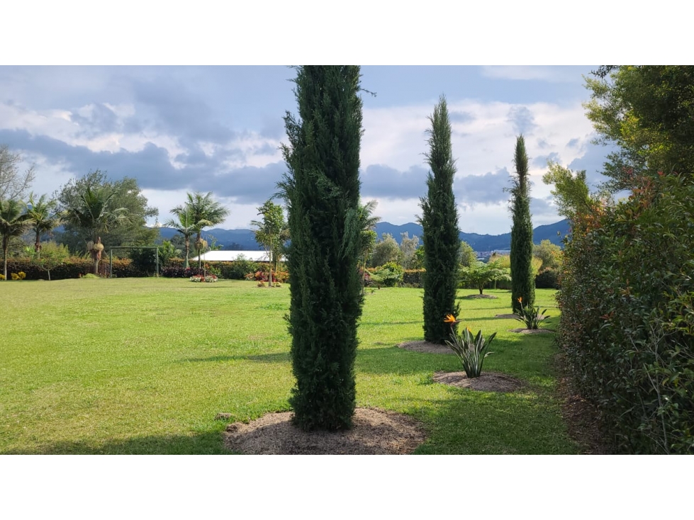 Venta de Lote Ubicado en Unidad Cerrada en la Ceja