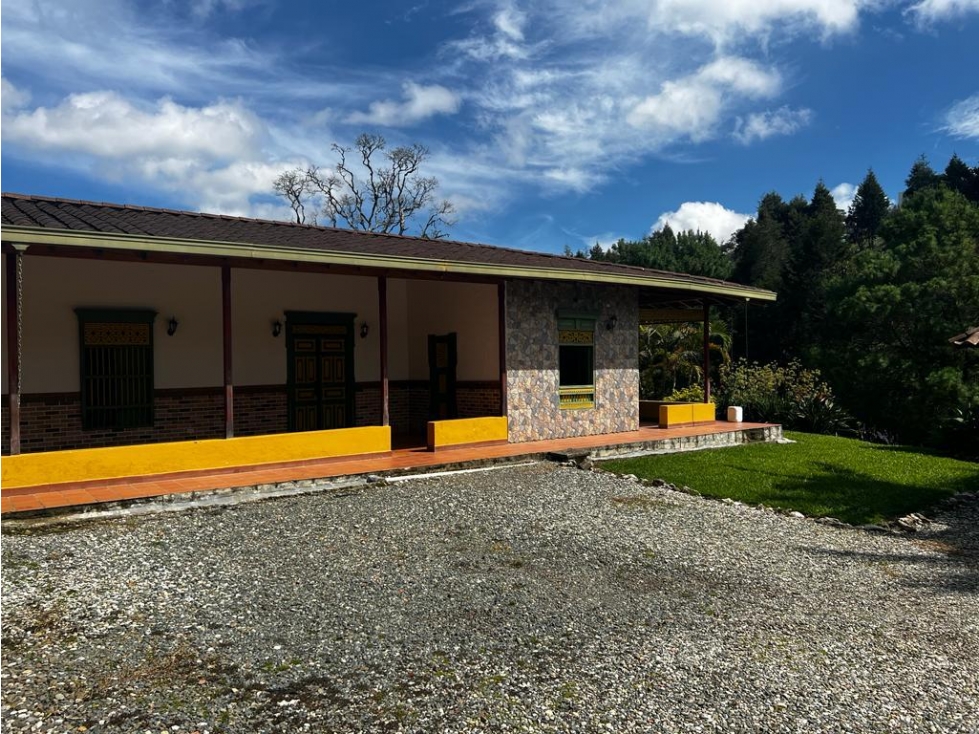 Venta de Casa Campestre Guarne - 2