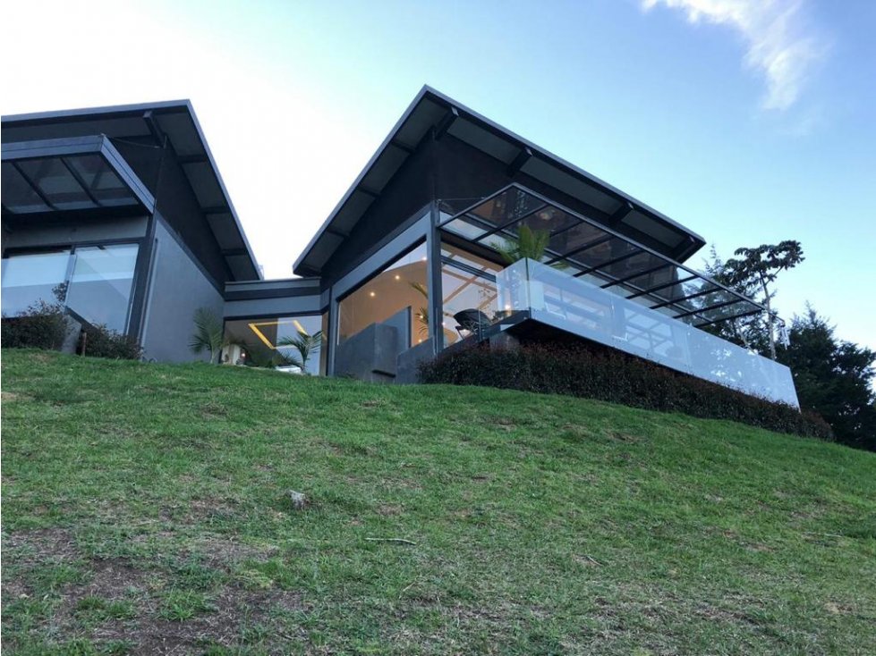 Venta o Arriendo de Casa Campestre en el Retiro