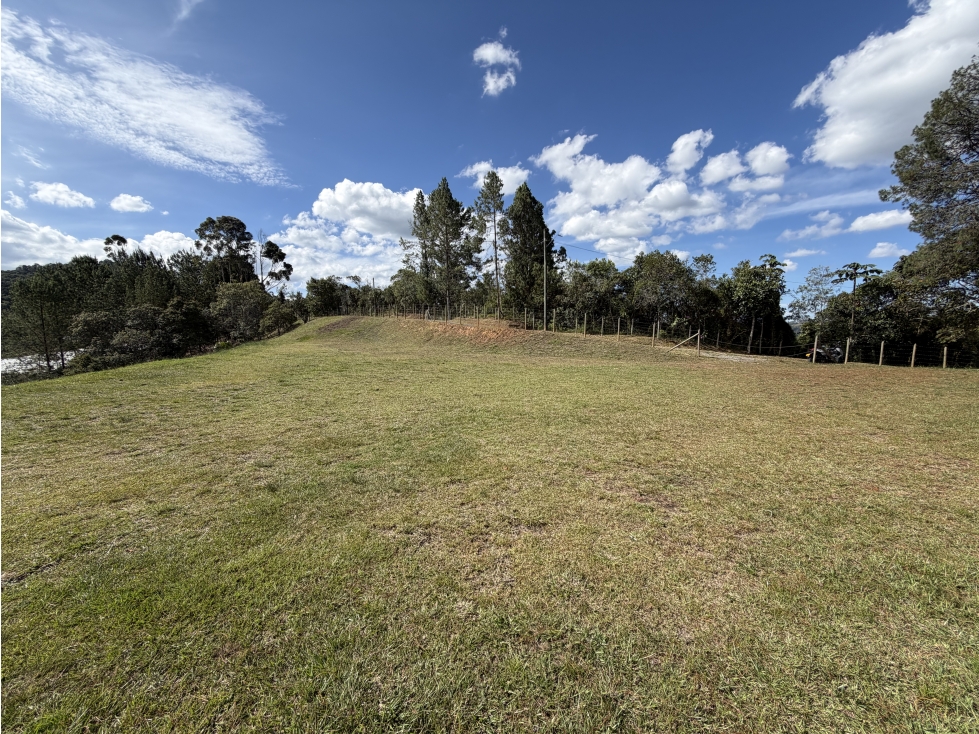 Venta Lote en El Retiro vista a la Represa — foto 2