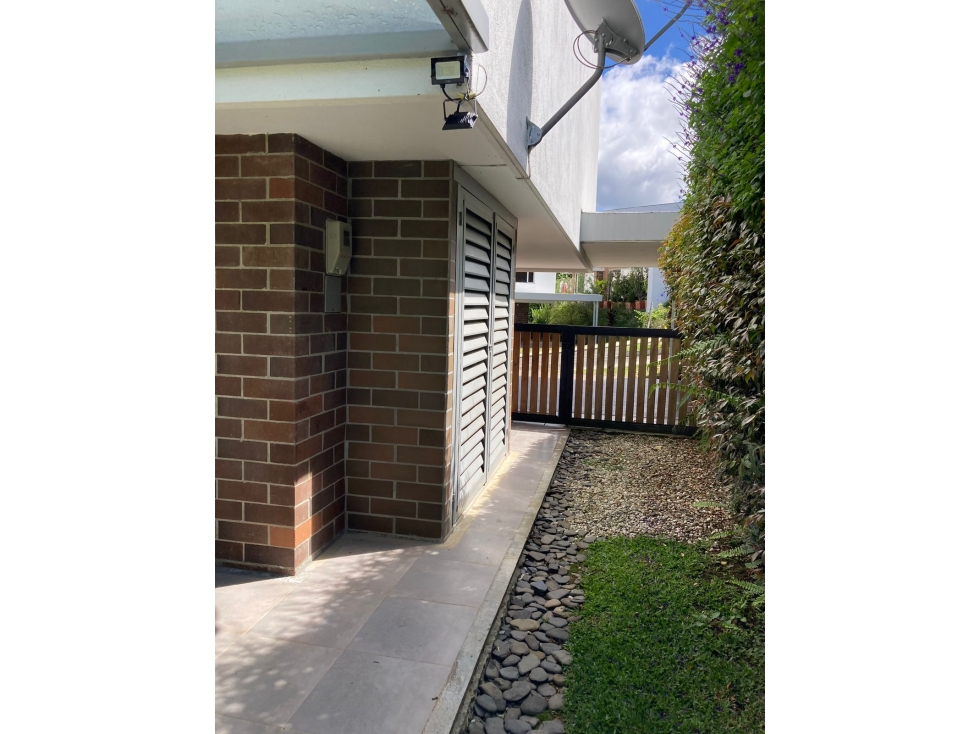 Hermosa Casa en Unidad Cerrada en El Retiro — foto 4