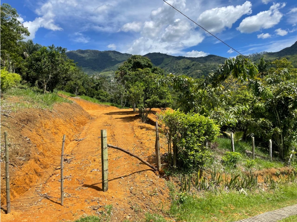 LOTE EN VENTA, GIRARDOTA, VEREDA EL TOTUMO, DENTRO DE PARCELACION - 6