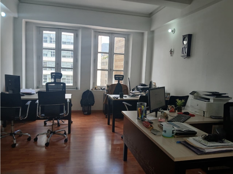 OFICINA EN CENTRO DE BOGOTA ESQUINA JIMENEZ CON CRA 8 — foto 3