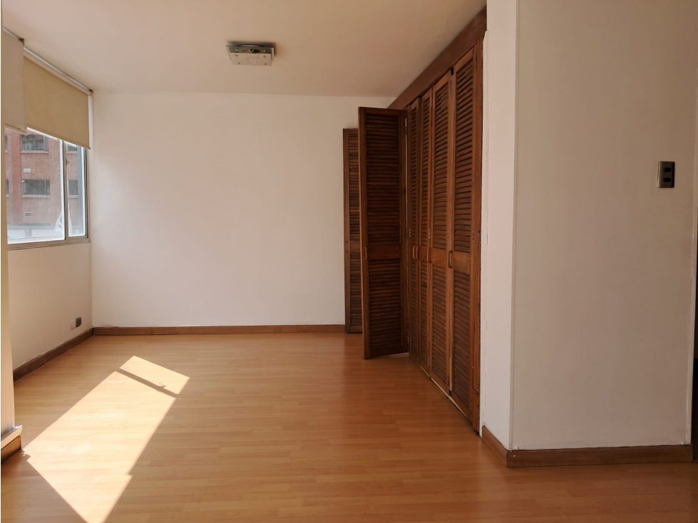APARTAMENTO EN PORCIUNCULA CHAPINERO — foto 3