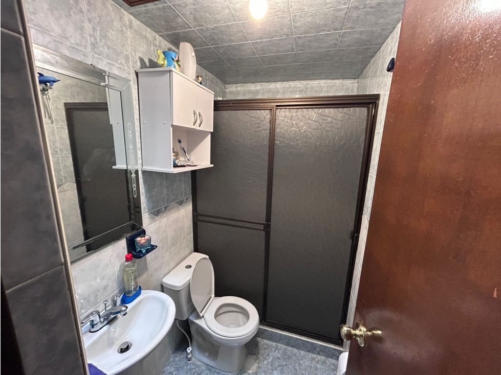 CASA DE BARRIO EN MODELIA — foto 3