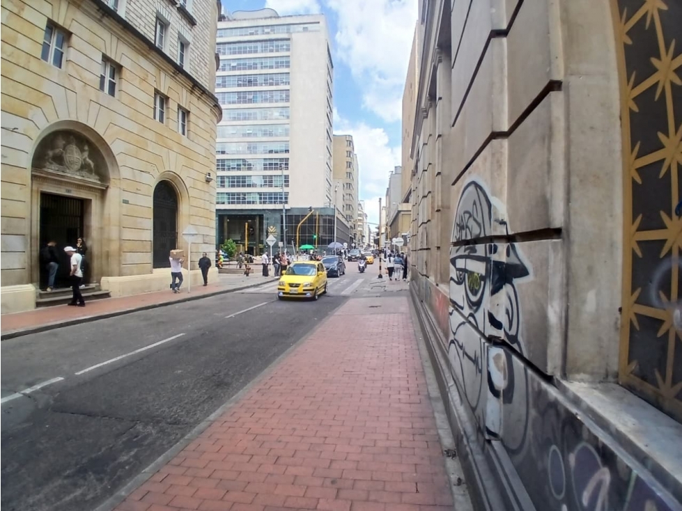 OFICINA EN CENTRO DE BOGOTA ESQUINA JIMENEZ CON CRA 8 — foto 4