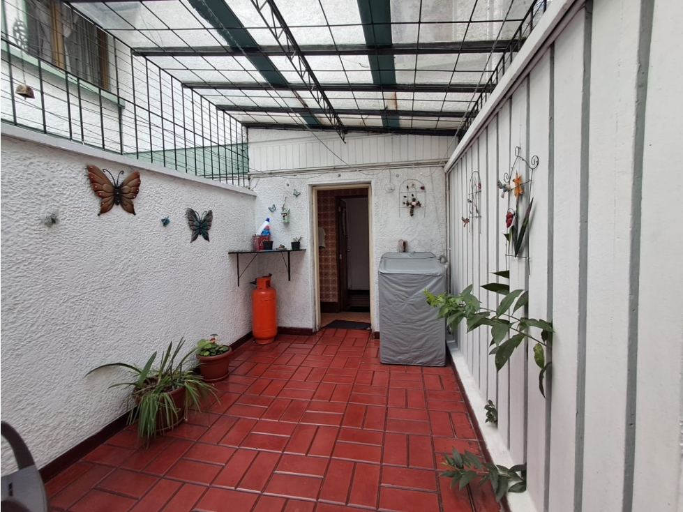 APARTAMENTO DUPLEX EN STA BARBARA ORIENTAL — foto 3