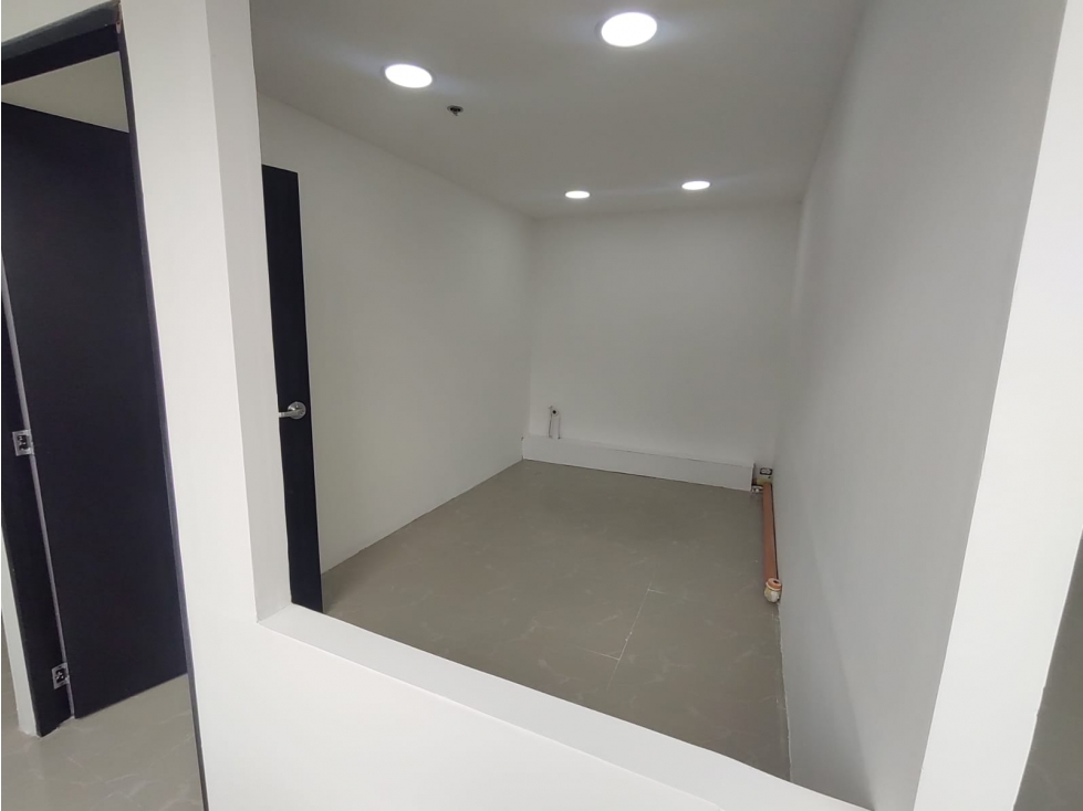 Se Vende - Alquila Oficina en La castellana, Bogotá. — foto 6