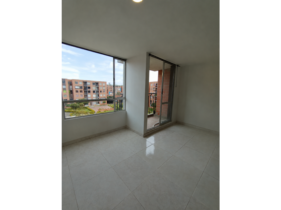 Se vende apartament en Tarento, Madrid, Cundinamarca. — foto 3