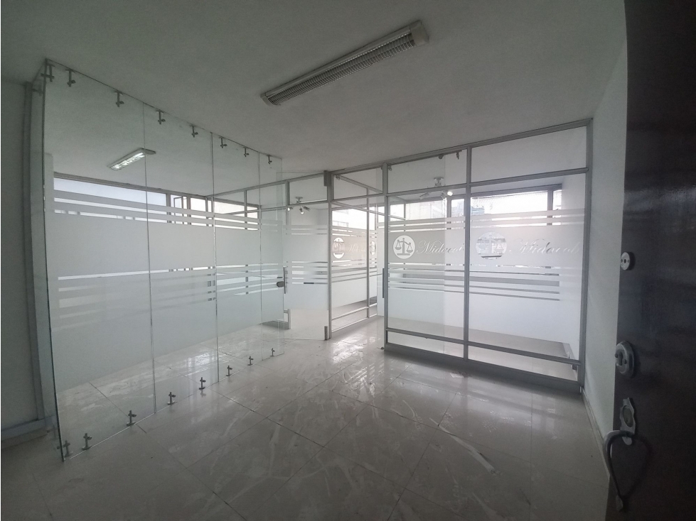 Se vende oficina en Fontibon