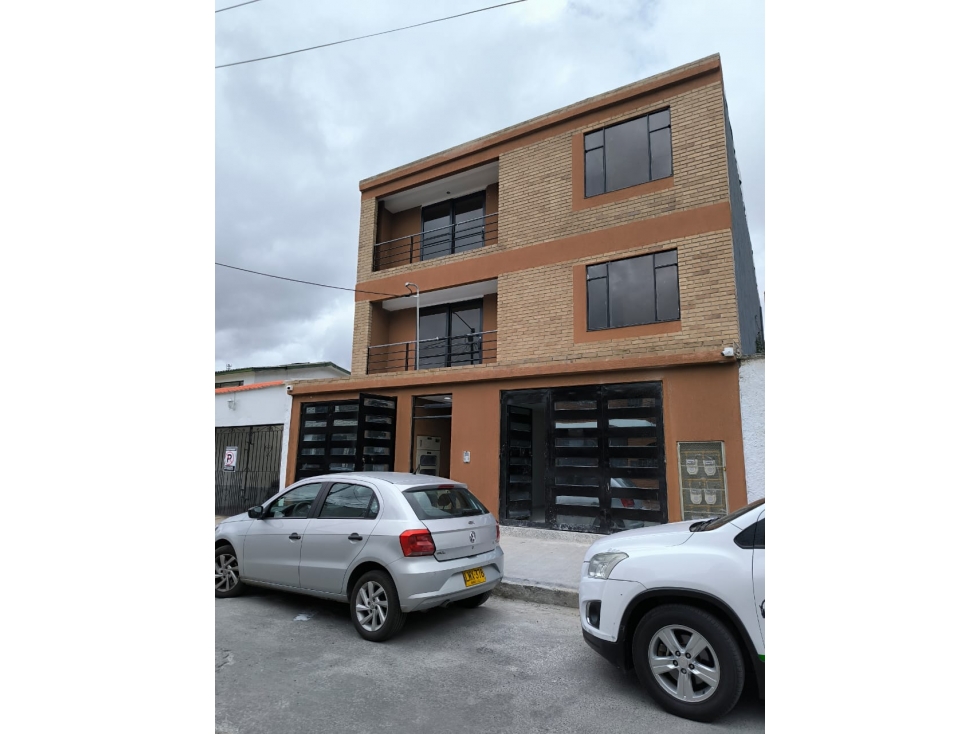 Se arrienda apartamento en Castilla, Kennedy.