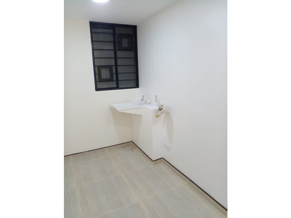 Vendo Apartamento en Fontana 3 La prosperidad Madrid — foto 5