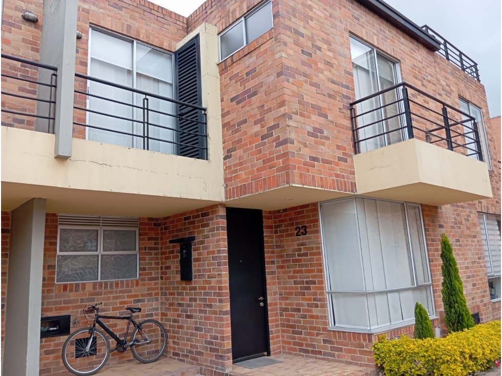 Se vende casa en Campobelo 3, Mosquera.