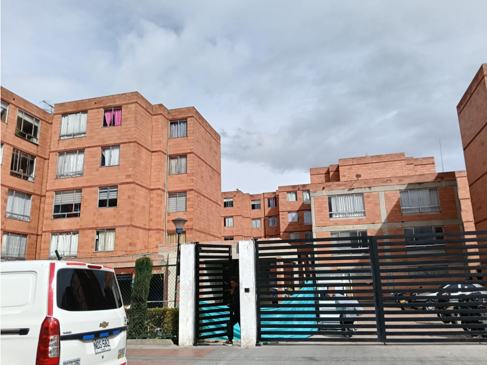 Se vende apartamento en San Bernardino 1, Bosa.