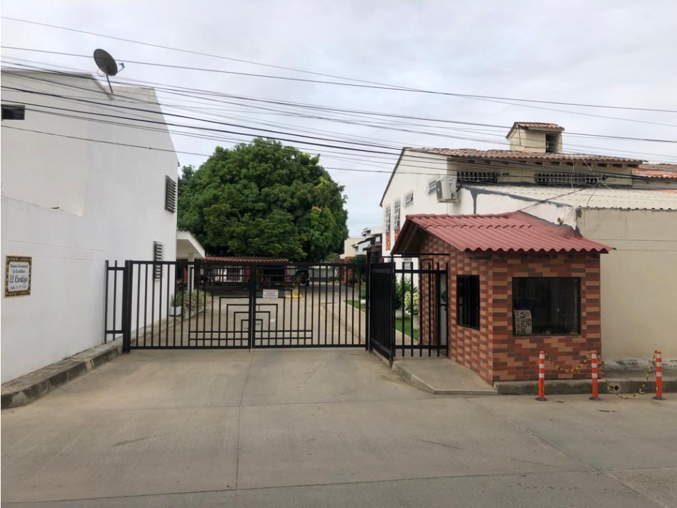SE VENDE CASA EN CONJUNTO RESID CORTIJO