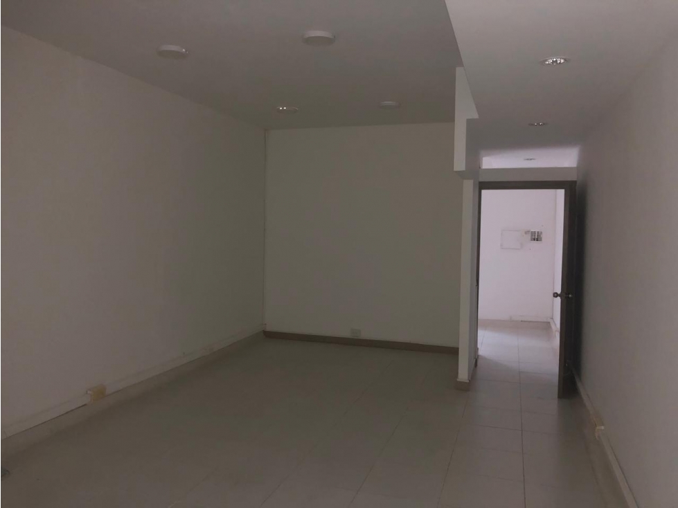 OFICINA EN ARRIENDO/ED CENTRO DE NEGOCIOS ALAMEDAS - 3