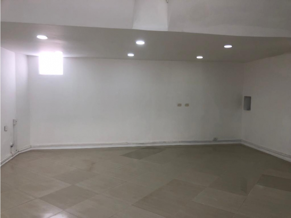 LOCALES EN ARRIENDO/ALAMEDAS C.CIAL MONTERIA - 3