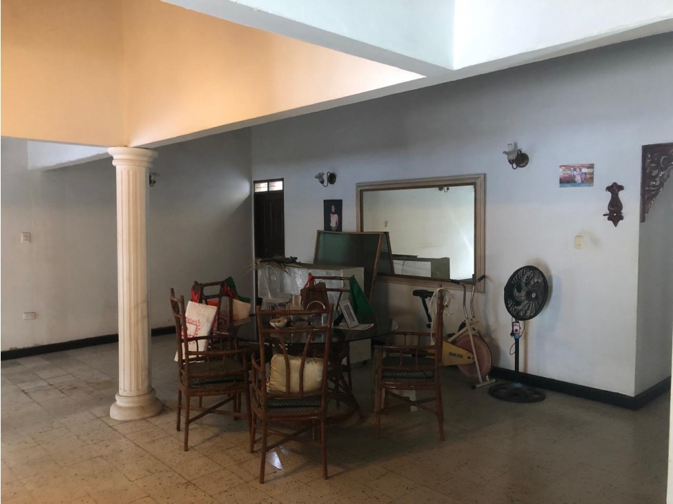 CASA DISPONIBLE EN ARRIENDO/VENTA EN EL CENTRO DE LA CIUDAD — foto 2