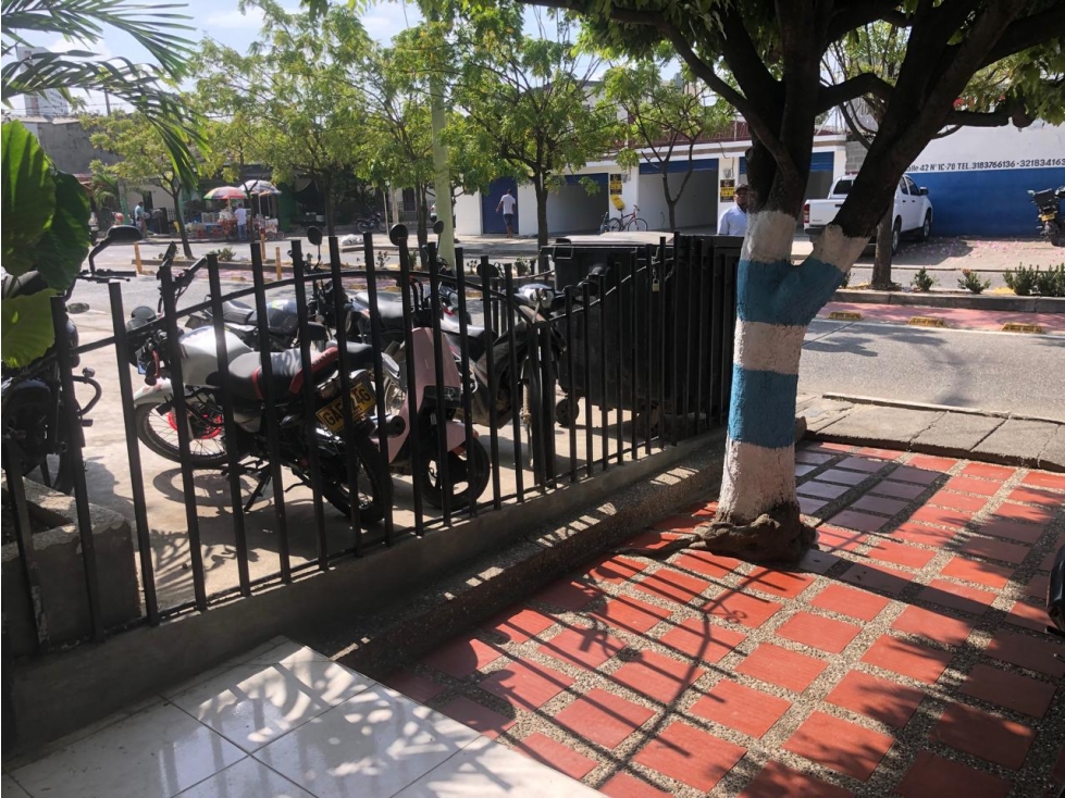 CASA DISPONIBLE PARA VENTA BARRIO SUCRE