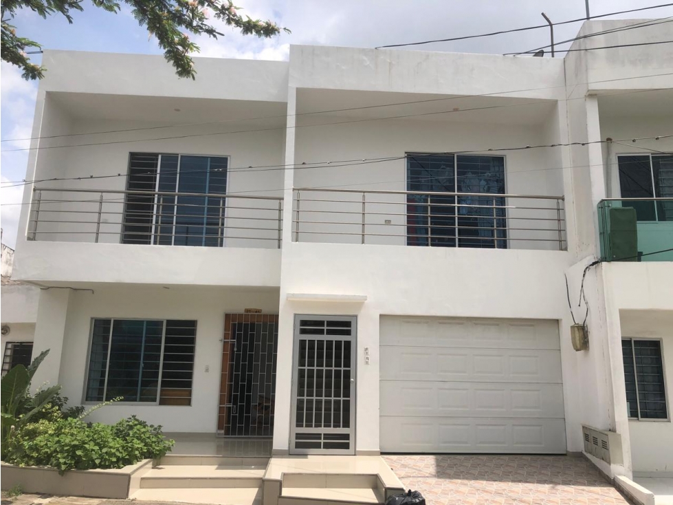 APARTAMENTO DISPONIBLE PARA ARRIENDO EN EL CENTRO DE LA CIUDAD