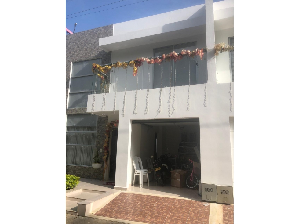 CASA DISPONIBLE EN VENTA URB. BONANZA