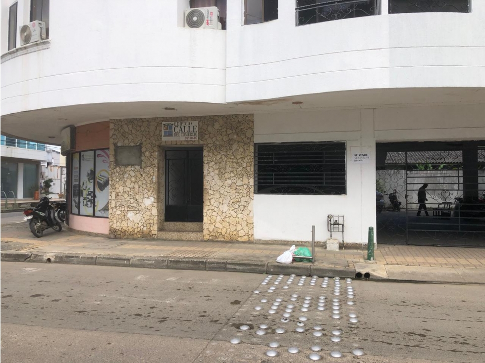 APTO EN VENTA/EDIFICIO CALLE DEL COMERCIO — foto 2