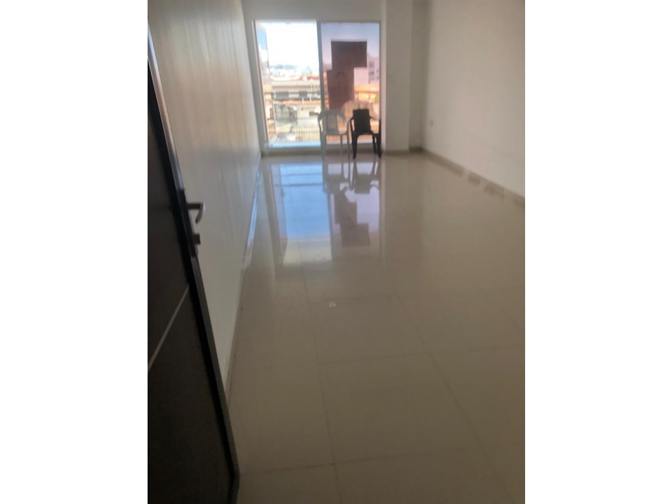 EDIFICIO DISPONIBLE EN ARRIENDO - 4