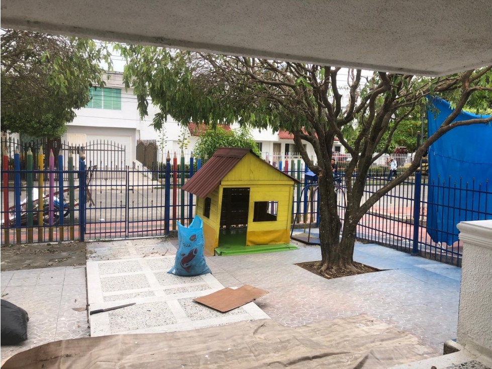 CASA COMERCIAL DISPONIBLE PARA ARRIENDO- BARRIO COSTA DE ORO — foto 2