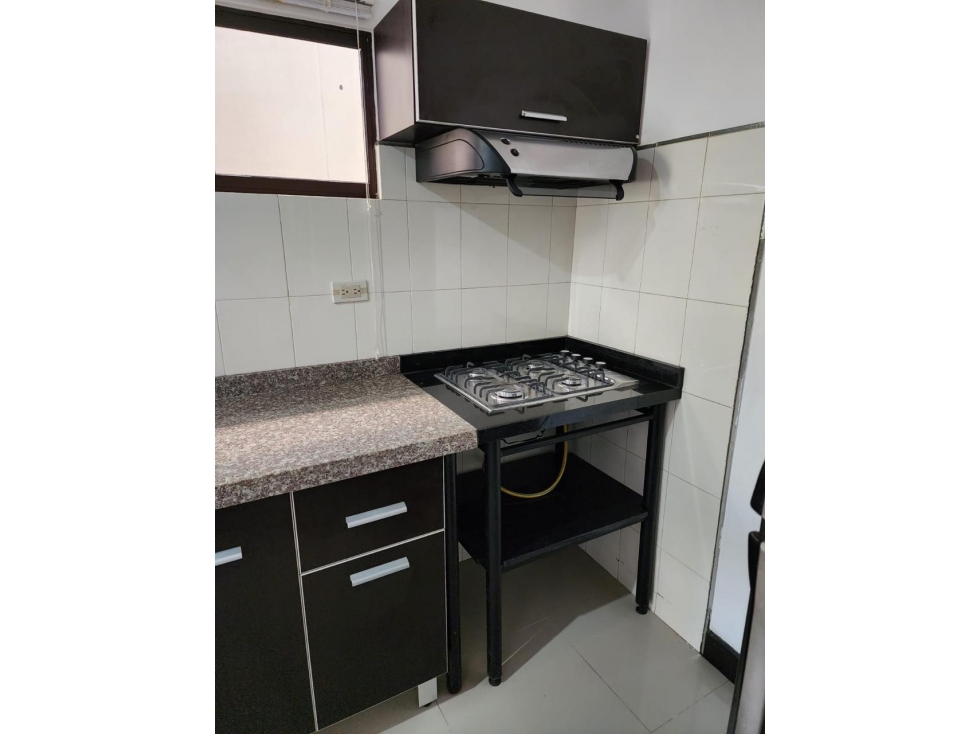 APARTAESTUDIO DISPONIBLE PARA ARRIENDO EN EL NORTE DE LA CIUDAD — foto 5