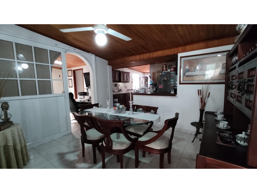 CASA DISPONIBLE PARA ARRIENDO/VENTA USO COMERCIAL BR/ CASTELLANA — foto 6