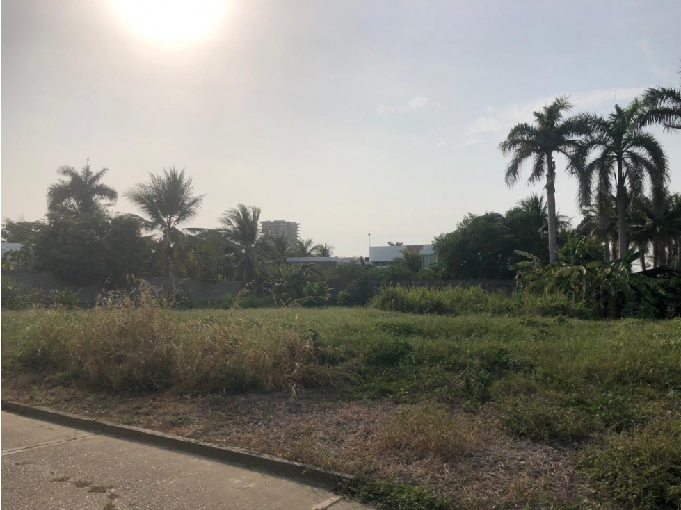 LOTE EN VENTA/URB CANTABRIA - 2