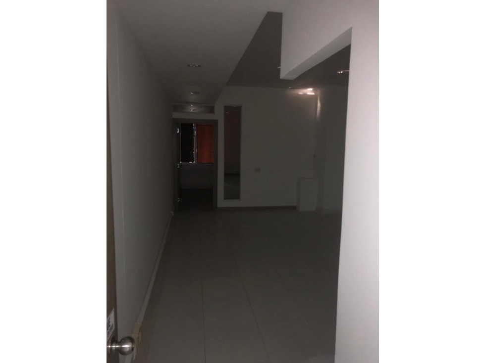 OFICINA EN ARRIENDO/ED CENTRO DE NEGOCIOS ALAMEDAS - 2