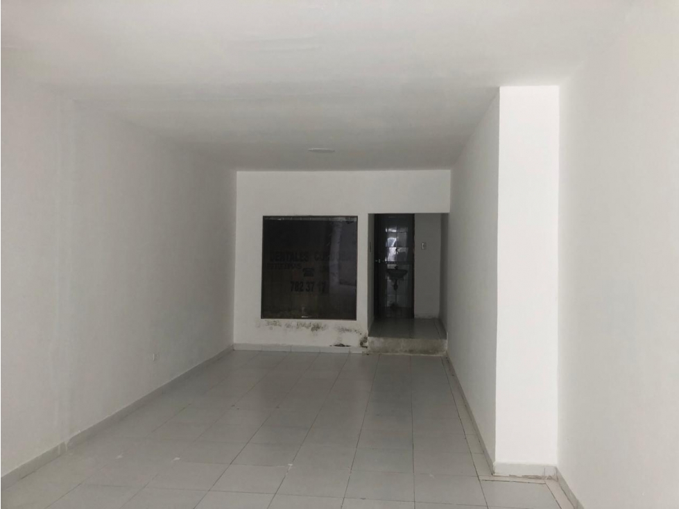 LOCAL DISPONIBLE EN ARRIENDO CALLE 29 - 4